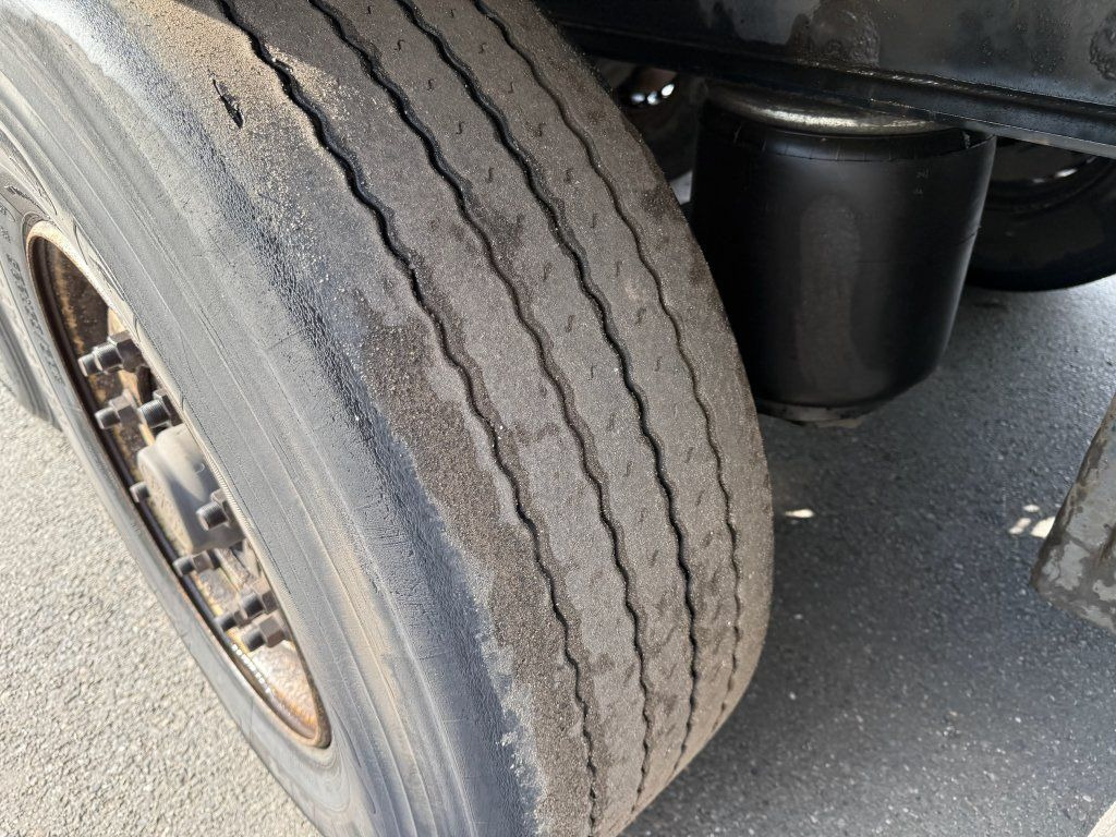 Krone Carrier Vector 1550 DoppelStock - Poluprikolica sa zatvorenim sandukom: slika 5 Krone Carrier Vector 1550 DoppelStock - Poluprikolica sa zatvorenim sandukom: slika 5