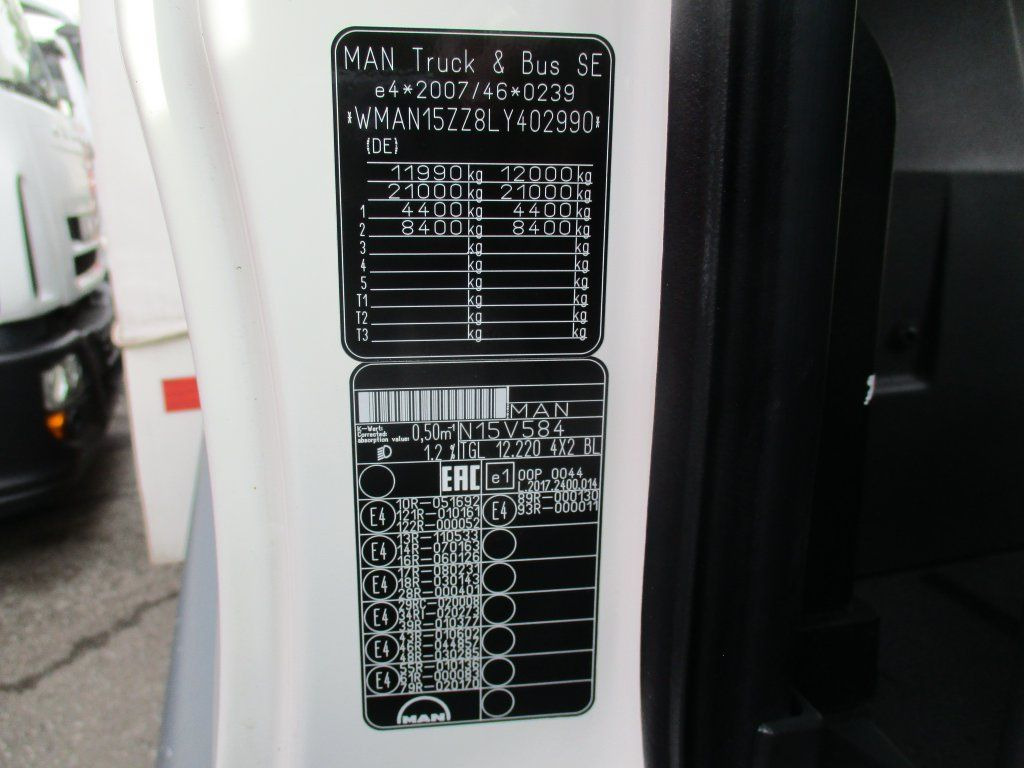 Kamion sa ceradom MAN TGL 12.220: slika 13