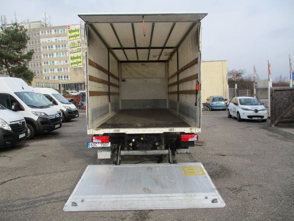 Kamion sa ceradom MAN TGL 12.220: slika 6