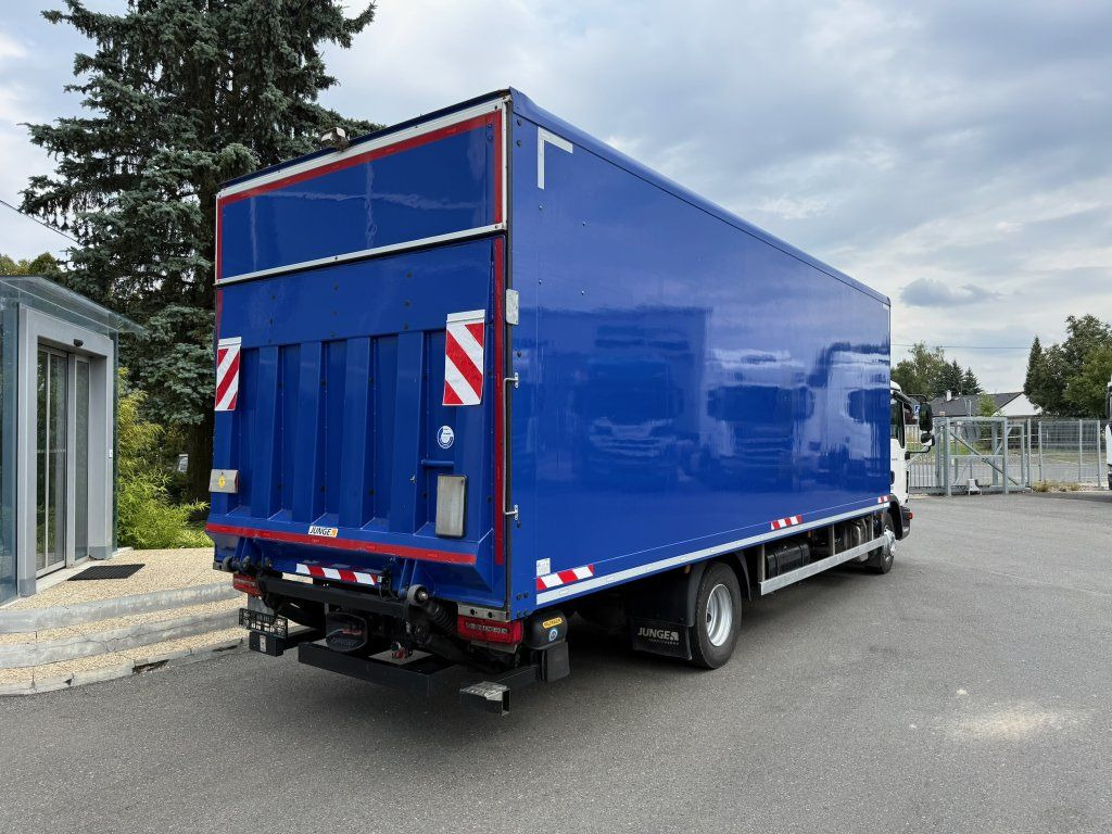 MAN TGL12.220 EURO 6 - Kamion sa zatvorenim sandukom: slika 4 MAN TGL12.220 EURO 6 - Kamion sa zatvorenim sandukom: slika 4