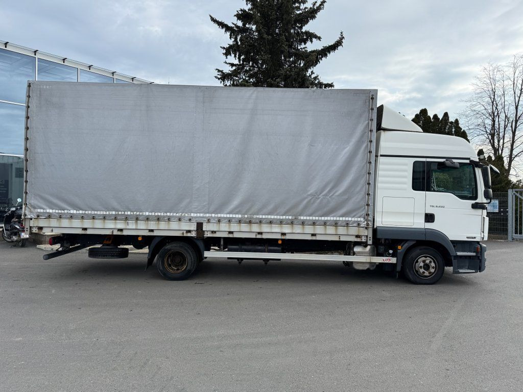 MAN TGL8.220 EURO 6 - Dostavno vozilo sa ceradom: slika 3 MAN TGL8.220 EURO 6 - Dostavno vozilo sa ceradom: slika 3