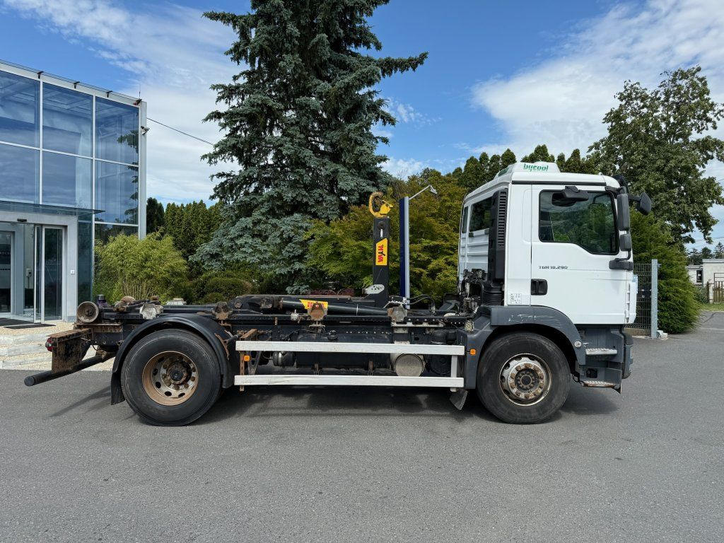 MAN TGM18.290 EURO 5 - Kamion sa hidrauličnom kukom: slika 3 MAN TGM18.290 EURO 5 - Kamion sa hidrauličnom kukom: slika 3