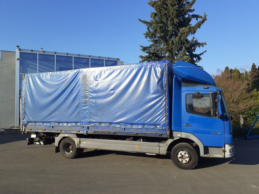 Mercedes-Benz 1018 Atego EURO 3 - Kamion sa ceradom: slika 3 Mercedes-Benz 1018 Atego EURO 3 - Kamion sa ceradom: slika 3