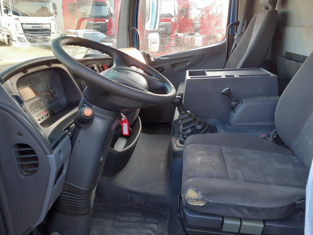 Kamion sa ceradom Mercedes-Benz 1018 Atego EURO 3: slika 14 Kamion sa ceradom Mercedes-Benz 1018 Atego EURO 3: slika 14