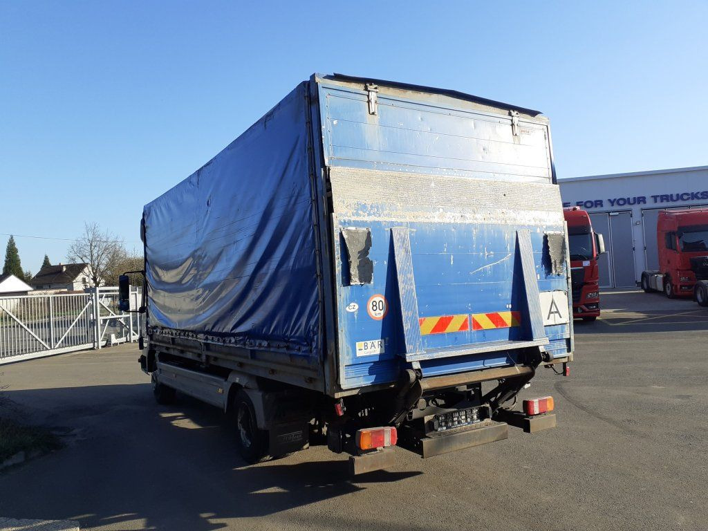 Kamion sa ceradom Mercedes-Benz 1018 Atego EURO 3: slika 6 Kamion sa ceradom Mercedes-Benz 1018 Atego EURO 3: slika 6