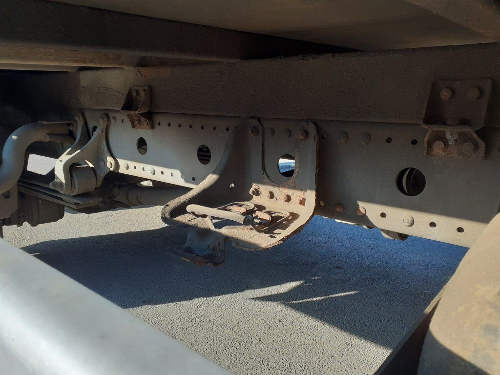 Kamion sa ceradom Mercedes-Benz 1018 Atego EURO 3: slika 8 Kamion sa ceradom Mercedes-Benz 1018 Atego EURO 3: slika 8