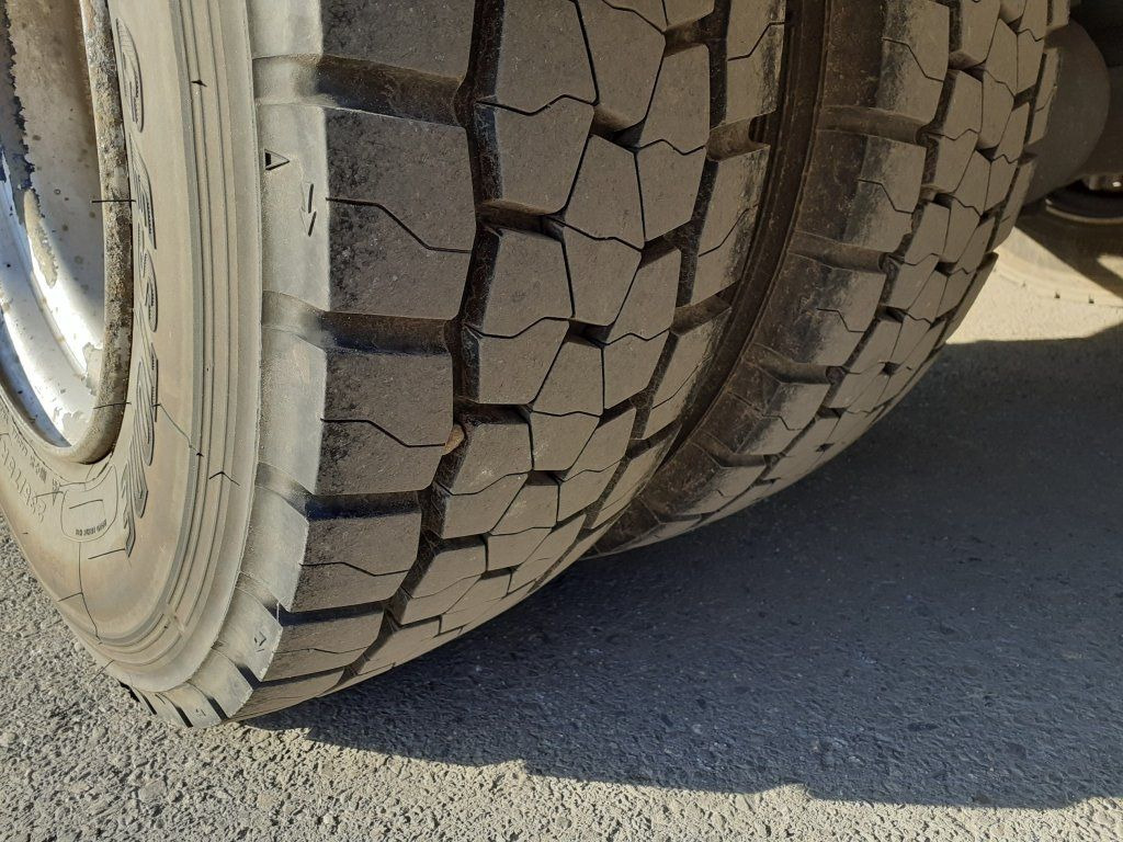 Kamion sa ceradom Mercedes-Benz 1018 Atego EURO 3: slika 11 Kamion sa ceradom Mercedes-Benz 1018 Atego EURO 3: slika 11