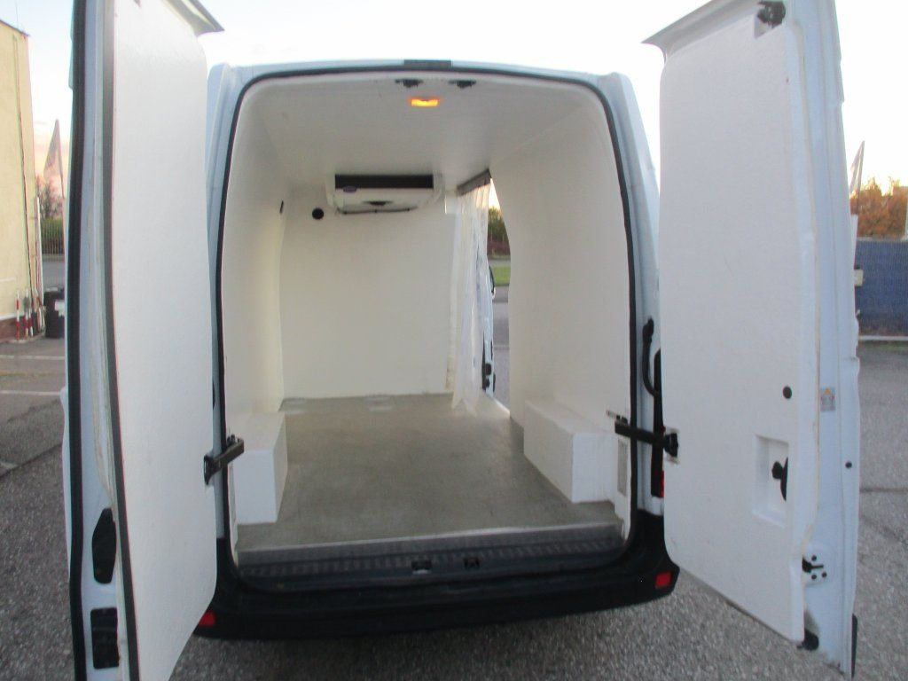 Renault Master 2,3 dCi - Dostavno vozilo hladnjača: slika 5 Renault Master 2,3 dCi - Dostavno vozilo hladnjača: slika 5
