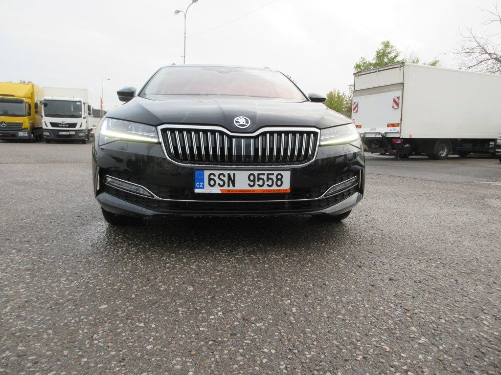 Skoda 2.0 Tdi L&K 4x4 - Karavan: slika 3 Skoda 2.0 Tdi L&K 4x4 - Karavan: slika 3