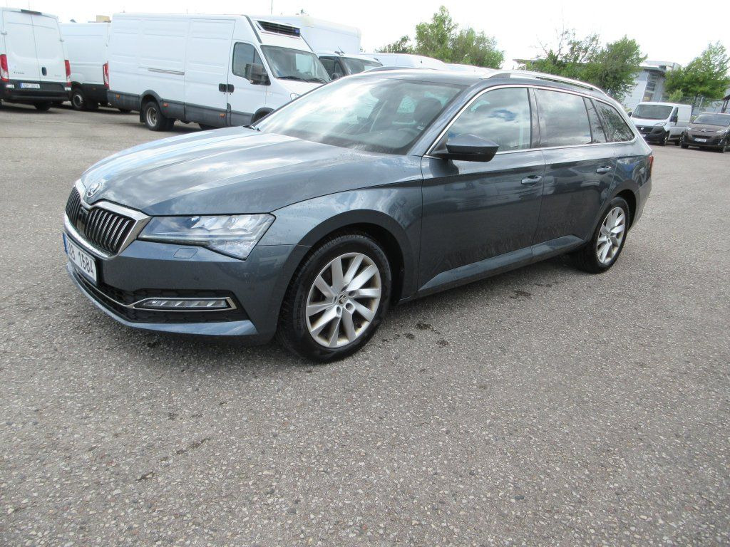 Skoda 2.0 Tdi Style - Karavan: slika 1 Skoda 2.0 Tdi Style - Karavan: slika 1