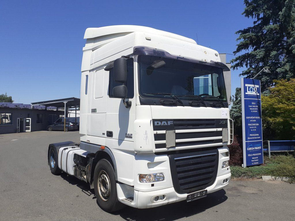 DAF XF105.460 EEV - Tegljač: slika 2 DAF XF105.460 EEV - Tegljač: slika 2