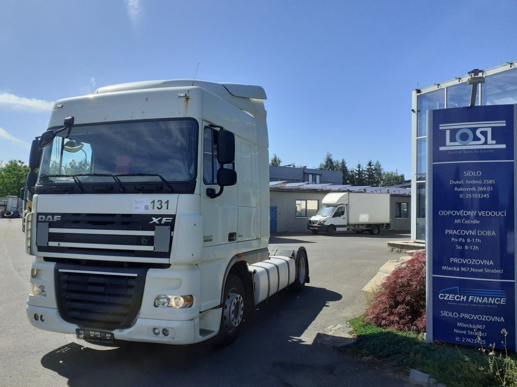 DAF XF105.460 EEV MEGA/lowdeck - Tegljač: slika 1 DAF XF105.460 EEV MEGA/lowdeck - Tegljač: slika 1