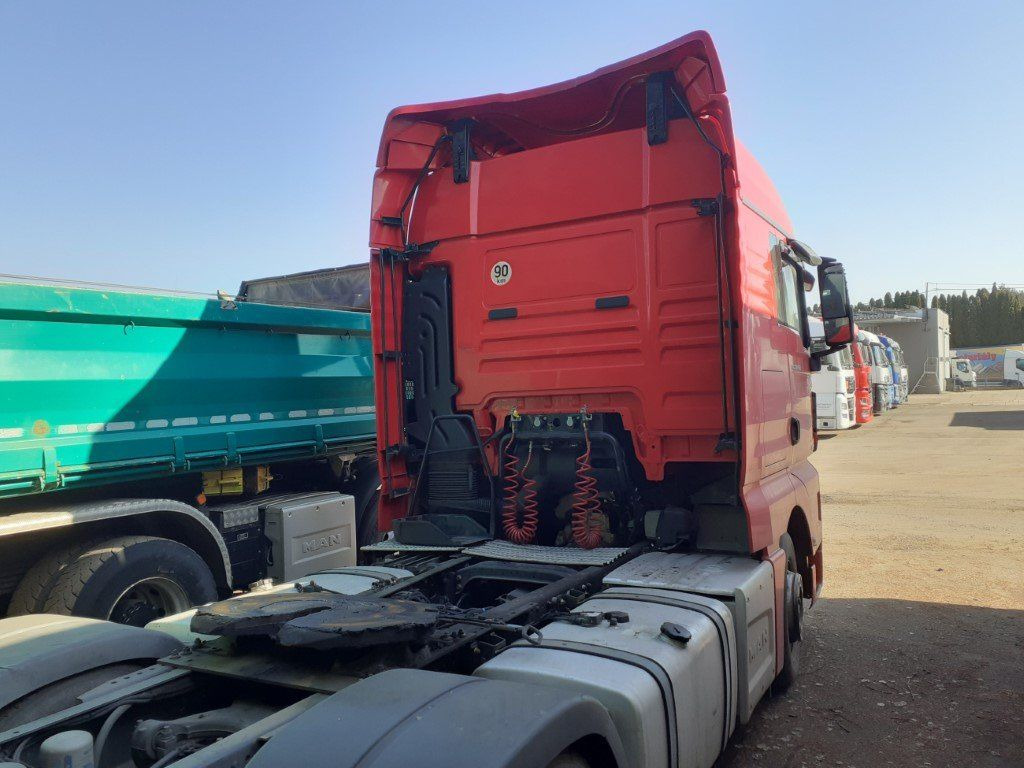 MAN TGX18.460 XLX Motorschaden/engine damage - Tegljač: slika 4 MAN TGX18.460 XLX Motorschaden/engine damage - Tegljač: slika 4