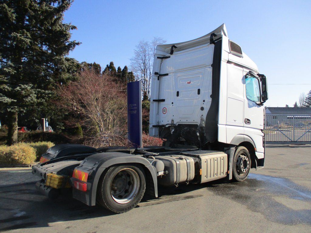 Mercedes-Benz 1845 Actros EURO 6 MEGA/lowdeck - Tegljač: slika 4 Mercedes-Benz 1845 Actros EURO 6 MEGA/lowdeck - Tegljač: slika 4