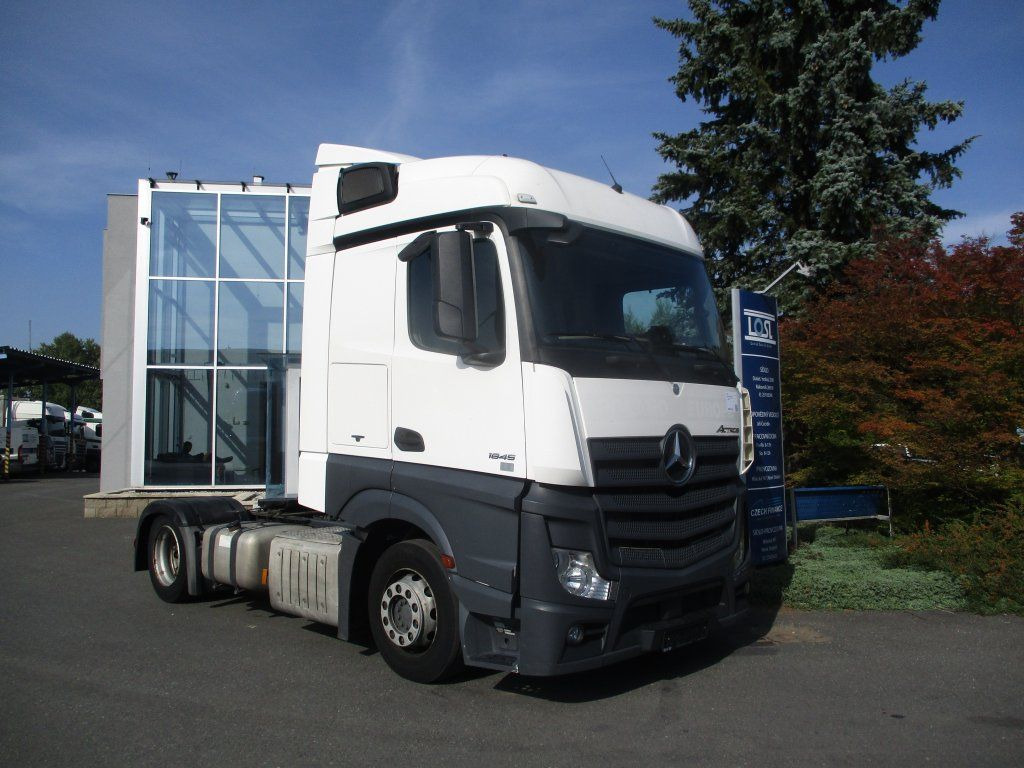 Mercedes-Benz 1845 Actros EURO 6 MEGA/lowdeck - Tegljač: slika 2 Mercedes-Benz 1845 Actros EURO 6 MEGA/lowdeck - Tegljač: slika 2
