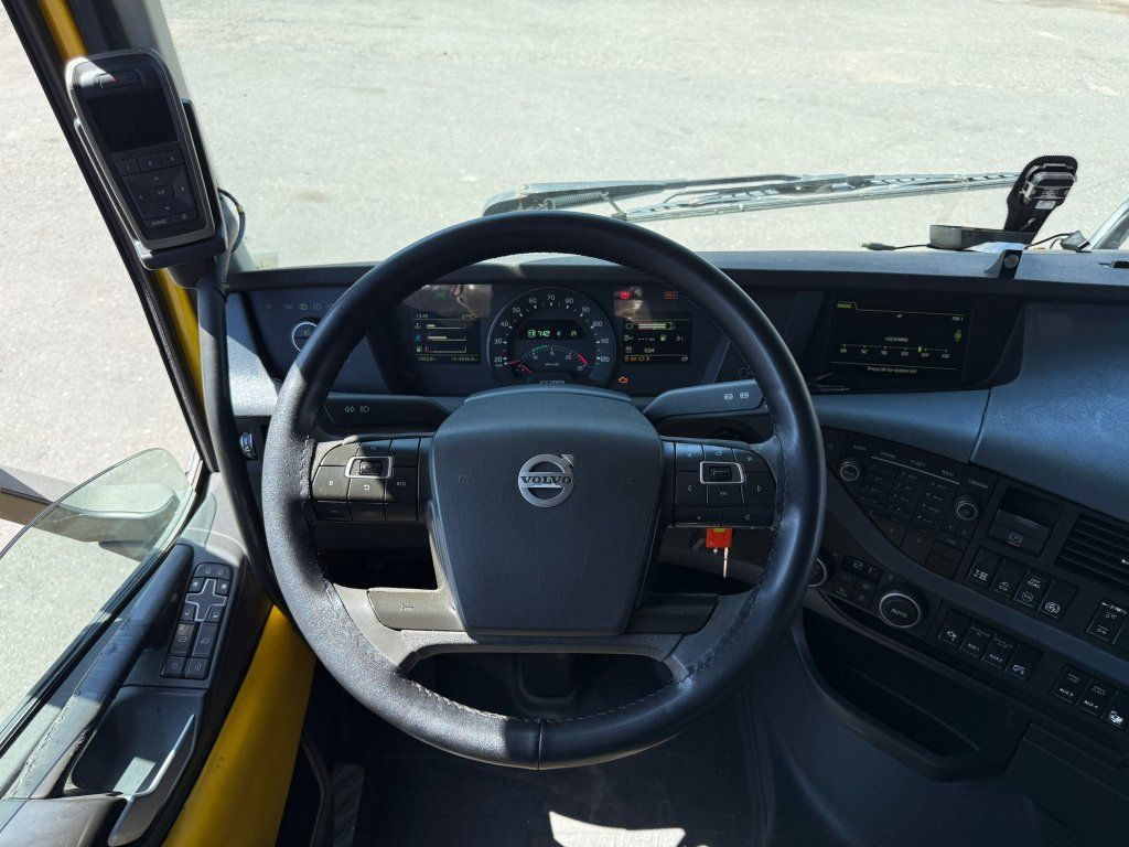 Volvo FH 16 750 6x4 + Fliegl Volvo FH 16 750 6x4 + Fliegl: slika 16