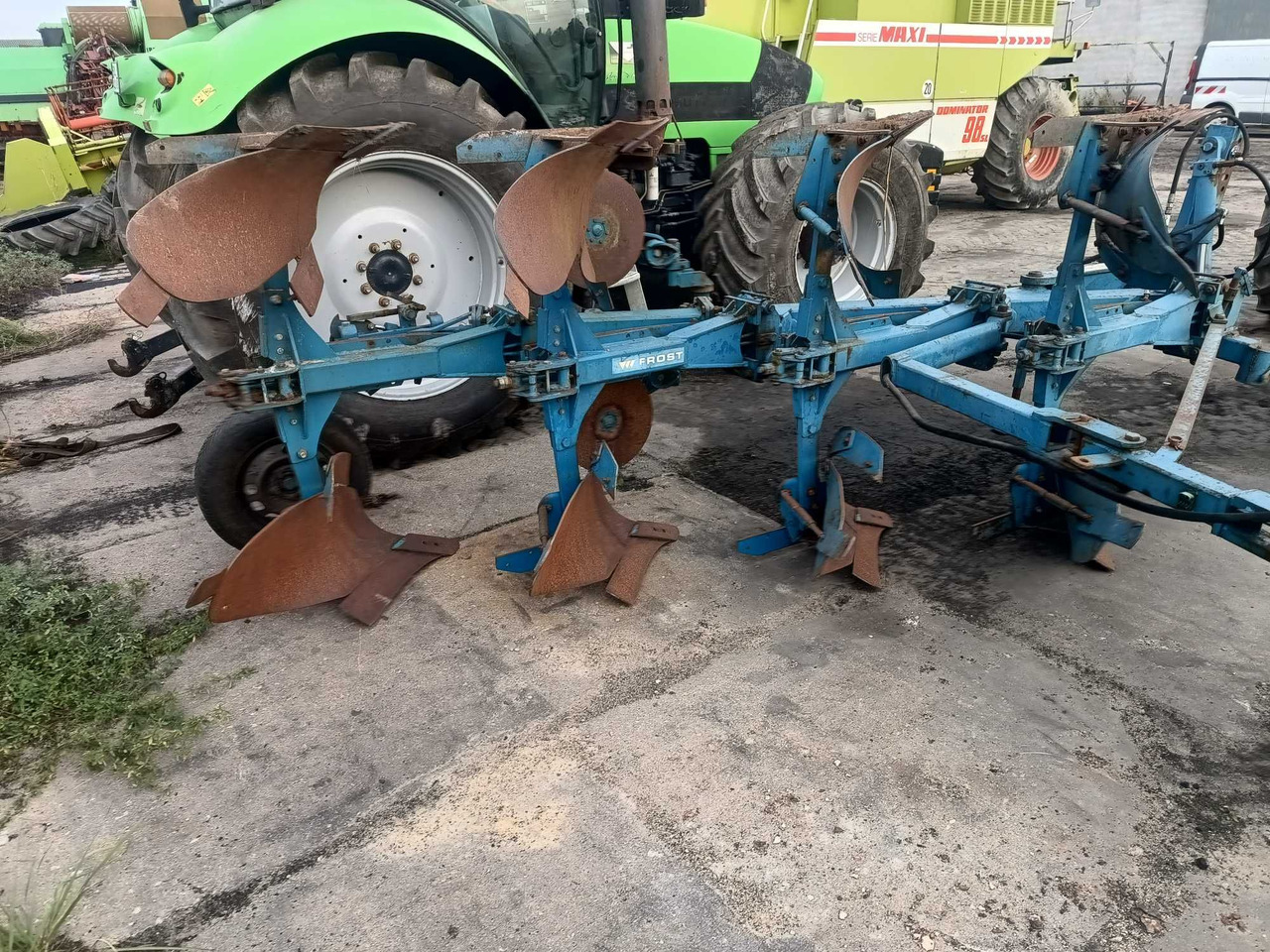 Pług 4 skibowy Frost - Plug: slika 4 Pług 4 skibowy Frost - Plug: slika 4