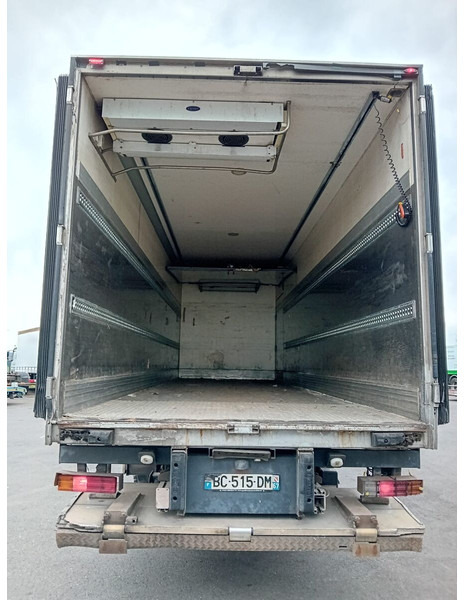 Mercedes-Benz Axor 1833 - Hladnjača: slika 3 Mercedes-Benz Axor 1833 - Hladnjača: slika 3