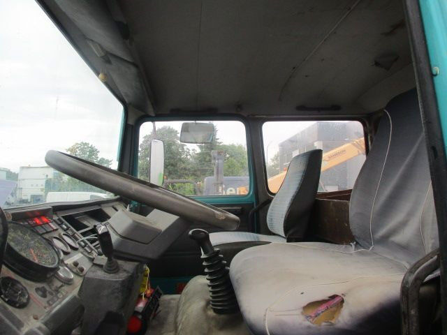 Renault M160 - Kamion sa golom šasijom i zatvorenom kabinom: slika 4 Renault M160 - Kamion sa golom šasijom i zatvorenom kabinom: slika 4