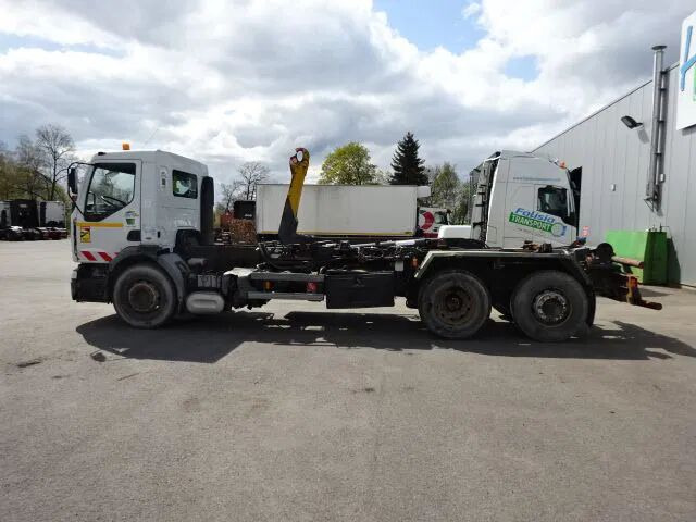 Renault Premium 370 dci - 6x2 - container system - crane/grue - Kamion sa kablovskim sistemom: slika 4 Renault Premium 370 dci - 6x2 - container system - crane/grue - Kamion sa kablovskim sistemom: slika 4