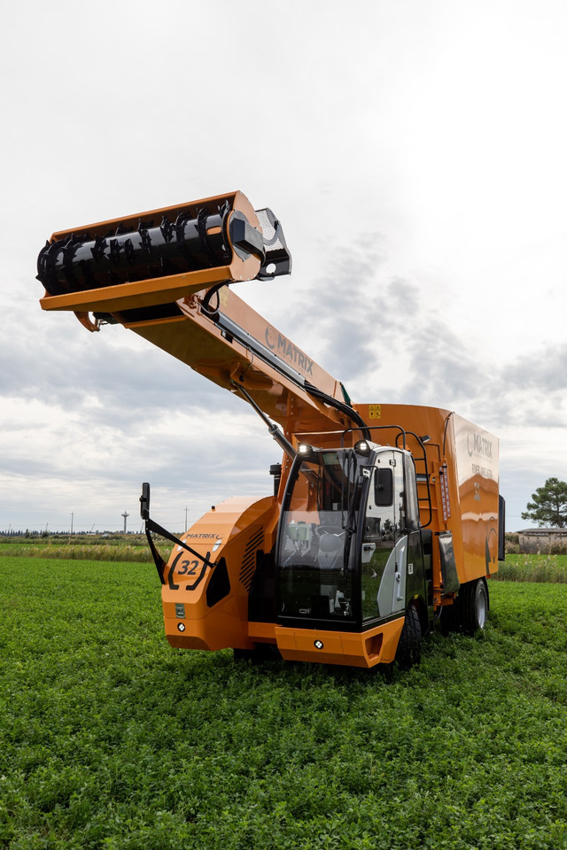 ITALMIX MATRIX ROVER JUMBO ULTRA - Prikolica za mešanje stočne hrane: slika 3 ITALMIX MATRIX ROVER JUMBO ULTRA - Prikolica za mešanje stočne hrane: slika 3