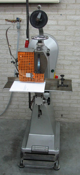 Agrafix BX wire stitching machine - Štamparska mašina: slika 1 Agrafix BX wire stitching machine - Štamparska mašina: slika 1