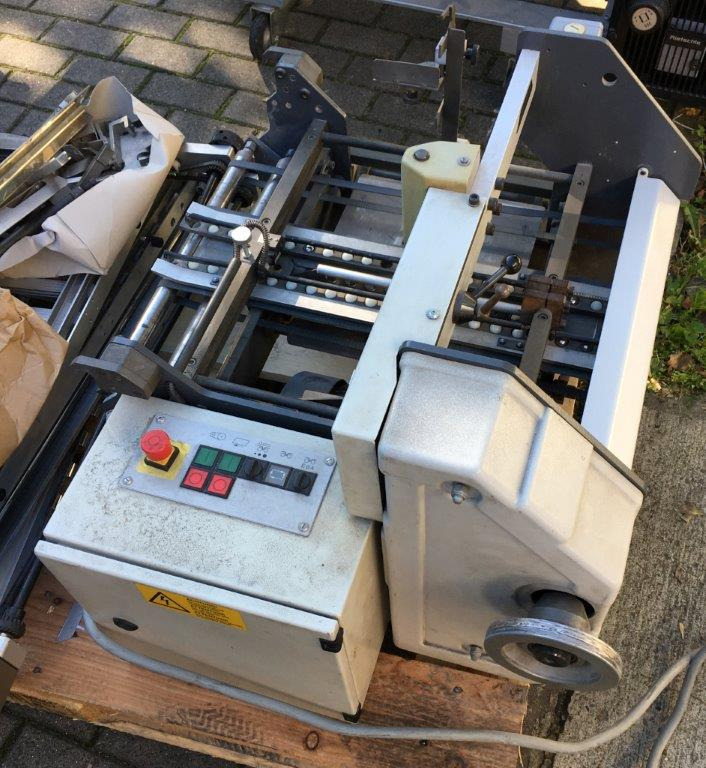 Heidelberg steel KBi 1-36 hook-in cross-fold unit - Savijačica papira: slika 1 Heidelberg steel KBi 1-36 hook-in cross-fold unit - Savijačica papira: slika 1