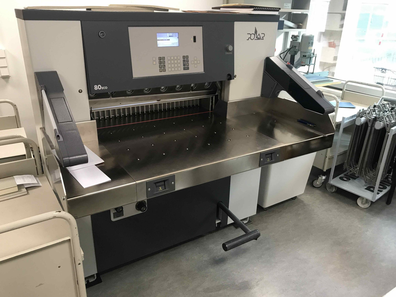 Guillotine, stack cutter or paper cutter Polar Eco 80 - Mašina za rezanje papira: slika 1 Guillotine, stack cutter or paper cutter Polar Eco 80 - Mašina za rezanje papira: slika 1