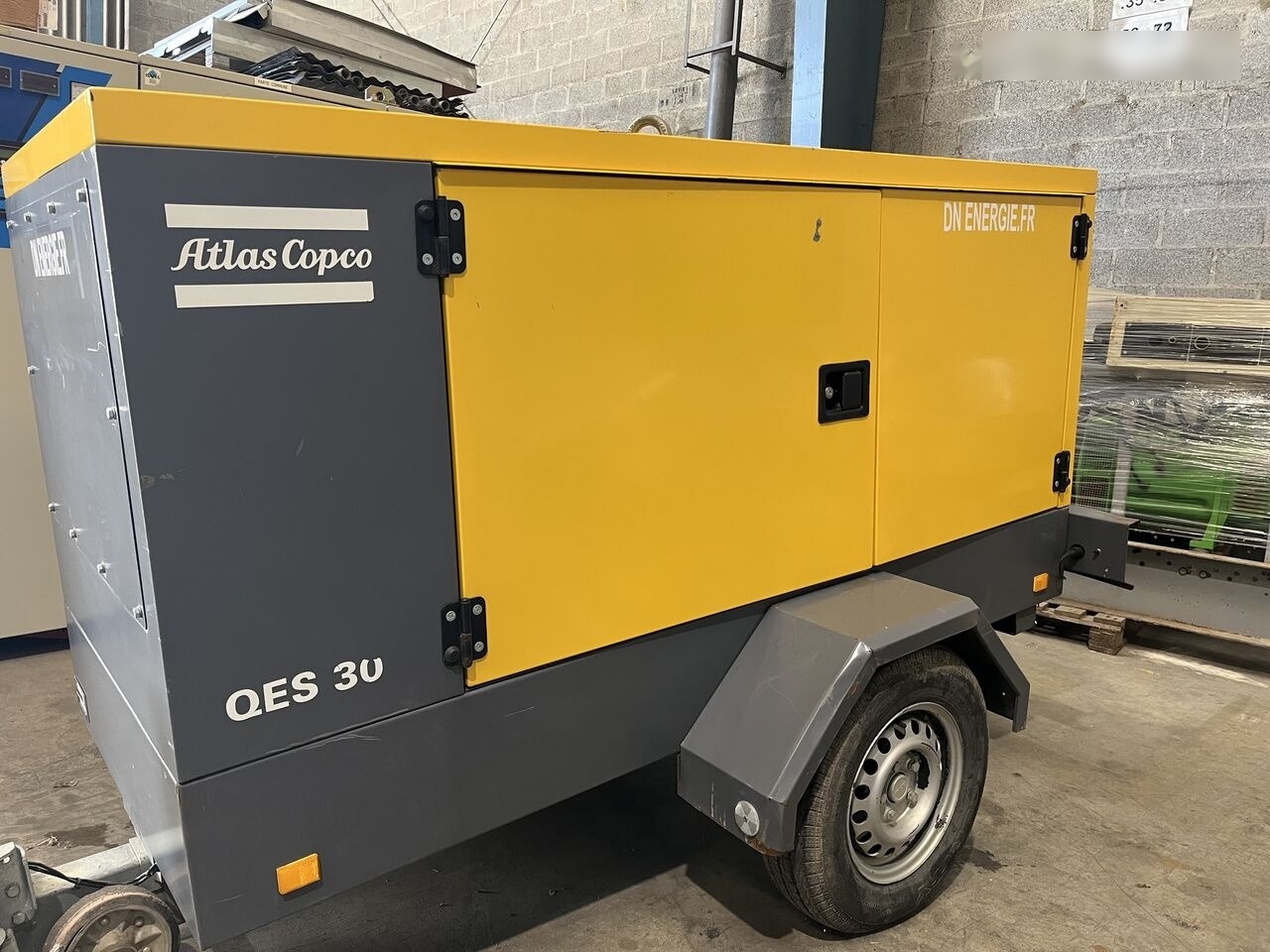 Atlas Copco QES30 diesel 30 kVa - Set generatora: slika 2 Atlas Copco QES30 diesel 30 kVa - Set generatora: slika 2