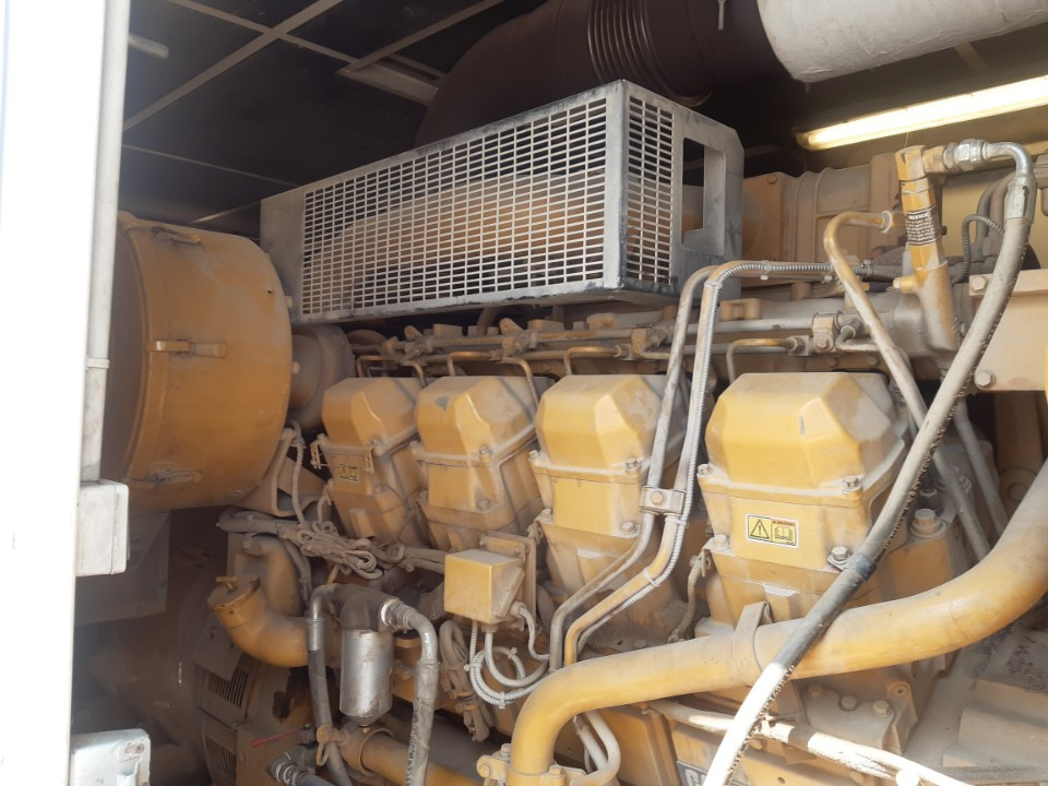 CATERPILLAR 3508 1100 kVa - Set generatora: slika 3 CATERPILLAR 3508 1100 kVa - Set generatora: slika 3