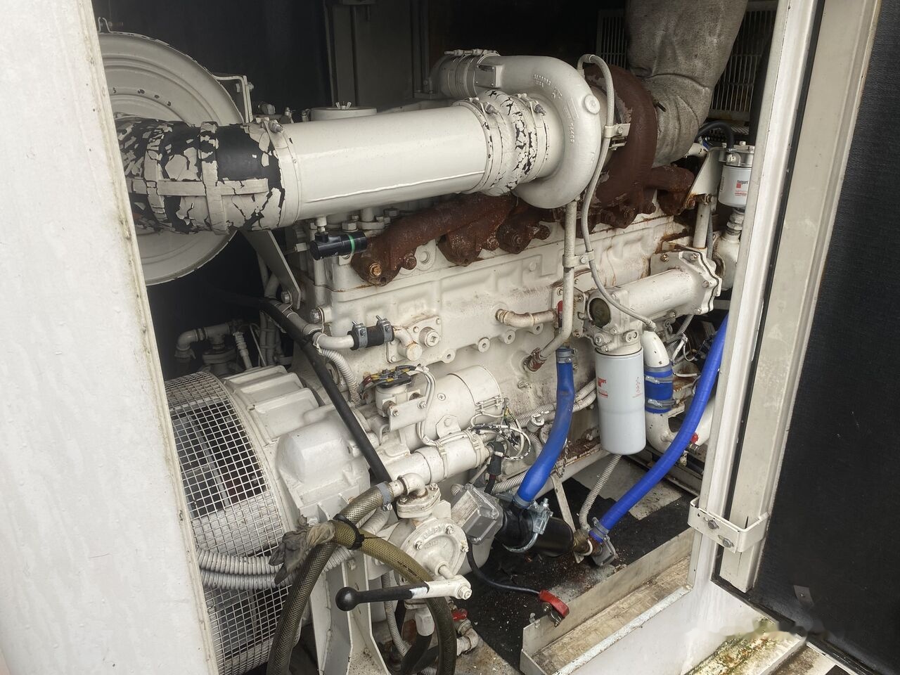 Set generatora SDMO 330 kVa Cummins: slika 6