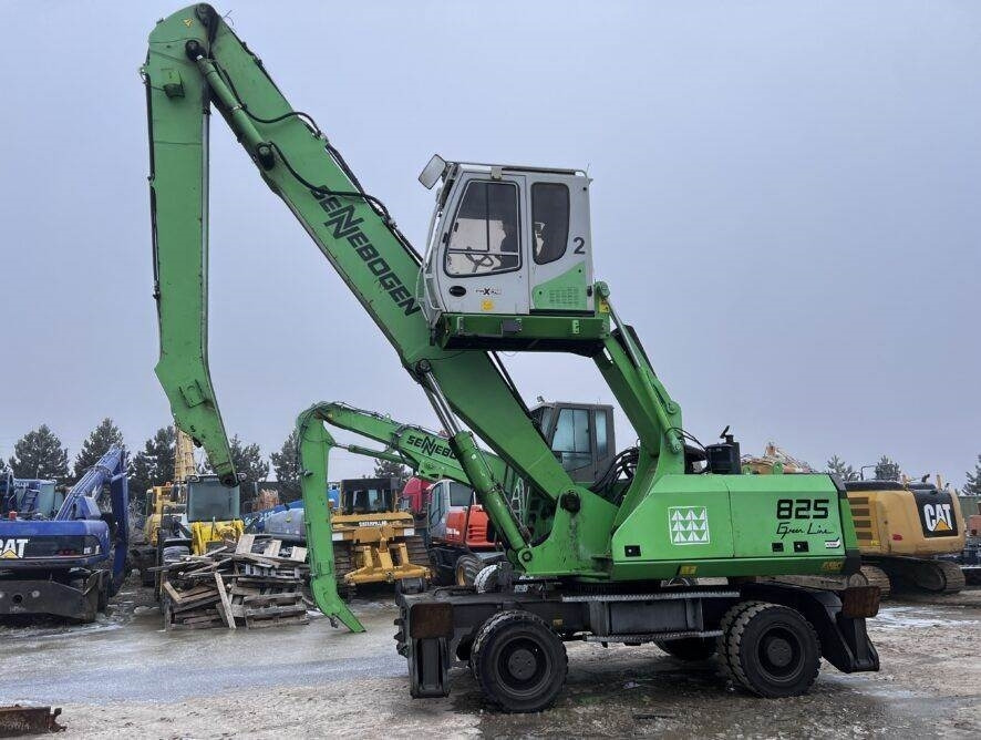 Sennebogen 825 - Bager za obradu otpada/ Industrije: slika 1 Sennebogen 825 - Bager za obradu otpada/ Industrije: slika 1