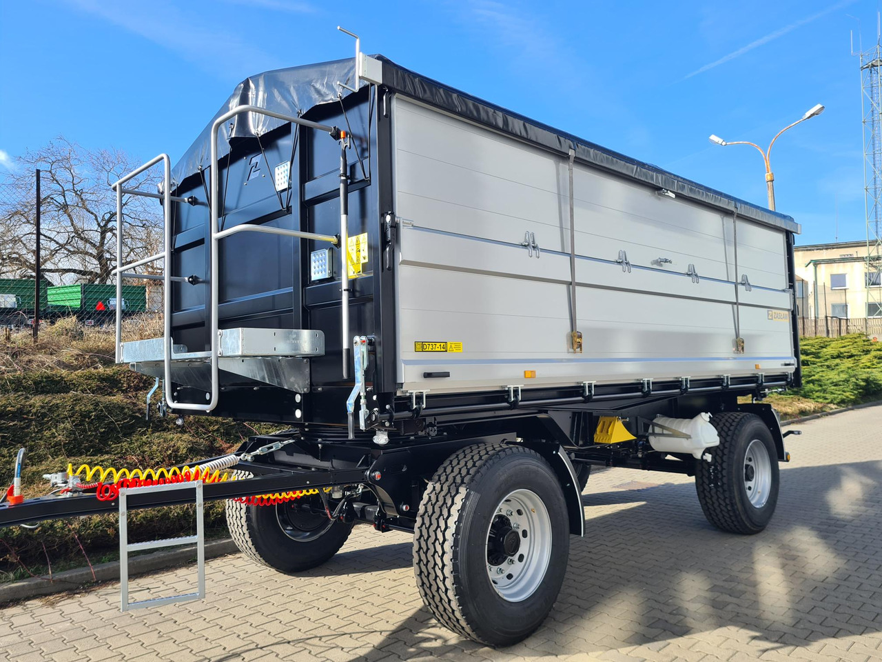 Zaslaw D737-14XL, 18T, 21m3 - Traktorska prikolica za farmu/ Kiper: slika 1 Zaslaw D737-14XL, 18T, 21m3 - Traktorska prikolica za farmu/ Kiper: slika 1