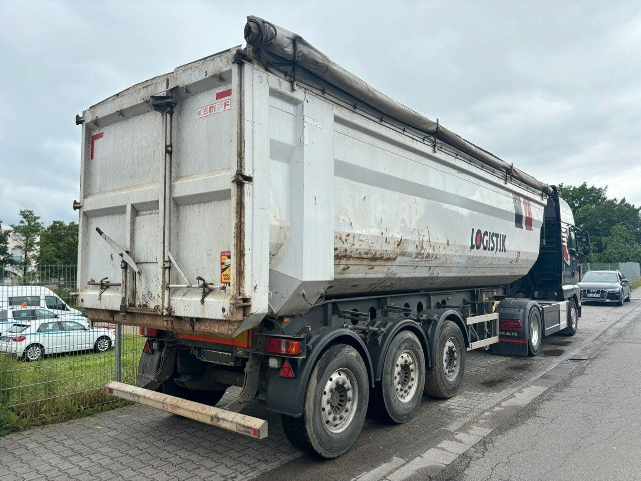 Kempf SKM 35-3 45m³/Stahl /Liftachse/Alufelgen /SAF Kempf SKM 35-3 45m³/Stahl /Liftachse/Alufelgen /SAF - Poluprikolica istovarivača: slika 1 Kempf SKM 35-3 45m³/Stahl /Liftachse/Alufelgen /SAF Kempf SKM 35-3 45m³/Stahl /Liftachse/Alufelgen /SAF - Poluprikolica istovarivača: slika 1