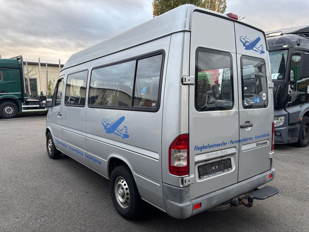 Mercedes-Benz 211 CDI 9 Sitze - Putnički kombi: slika 3 Mercedes-Benz 211 CDI 9 Sitze - Putnički kombi: slika 3