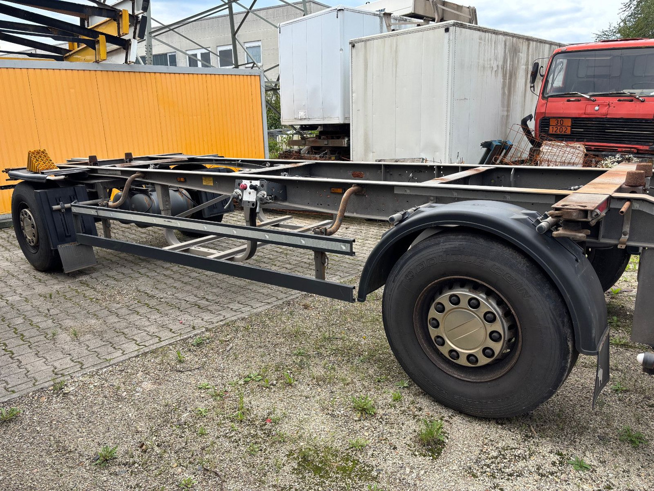 Schmitz Cargobull AWF 18 Containeraufbau/VERZINKT/Scheibe - Prikolica za prevoz kontejnera/ Prikolica sa promenjivim sandukom: slika 2 Schmitz Cargobull AWF 18 Containeraufbau/VERZINKT/Scheibe - Prikolica za prevoz kontejnera/ Prikolica sa promenjivim sandukom: slika 2