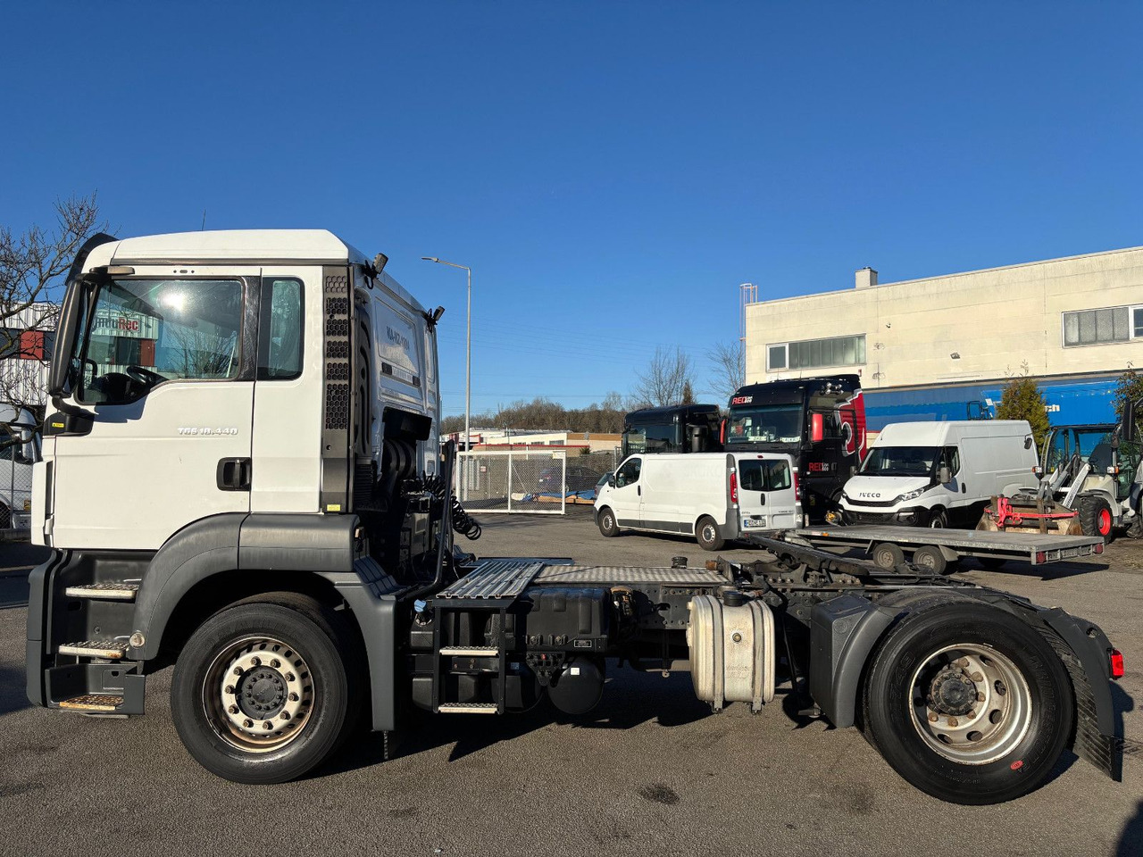 MAN TGS 18.440 Kipphydraulik/Intarder MAN TGS 18.440 ADR Kipphydraulik/Intarder - Tegljač: slika 3 MAN TGS 18.440 Kipphydraulik/Intarder MAN TGS 18.440 ADR Kipphydraulik/Intarder - Tegljač: slika 3