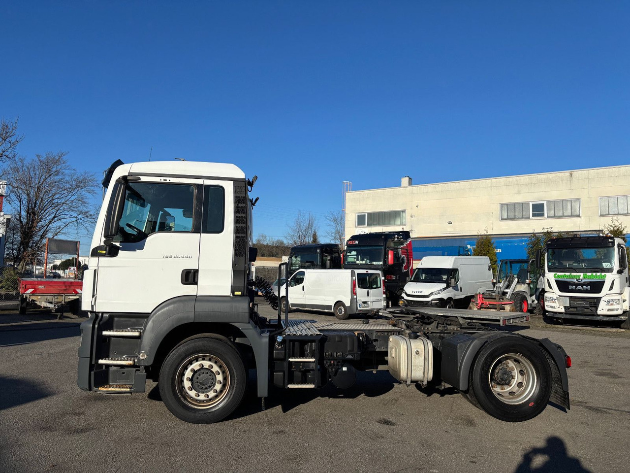 MAN TGS 18.440 Kipphydraulik/Intarder MAN TGS 18.440 ADR Kipphydraulik/Intarder - Tegljač: slika 5 MAN TGS 18.440 Kipphydraulik/Intarder MAN TGS 18.440 ADR Kipphydraulik/Intarder - Tegljač: slika 5