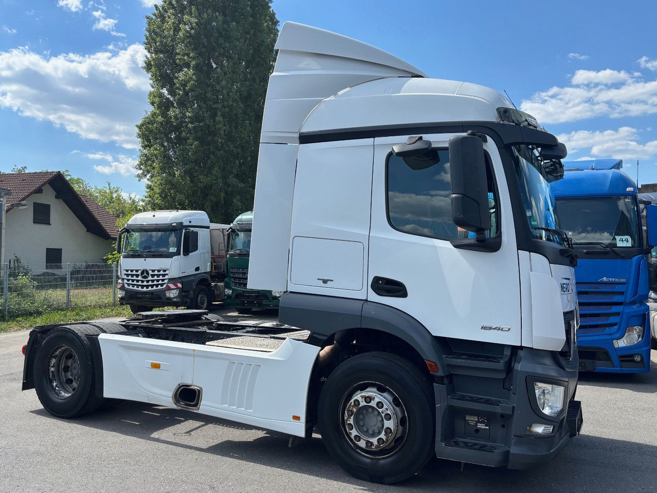 Mercedes-Benz Actros 1840 Kein 1842 1845 Retarder Blatt-Luft Mercedes-Benz Actros 1840 Kein 1842 1845 Retarder Blatt-Luft: slika 9 Mercedes-Benz Actros 1840 Kein 1842 1845 Retarder Blatt-Luft Mercedes-Benz Actros 1840 Kein 1842 1845 Retarder Blatt-Luft: slika 9