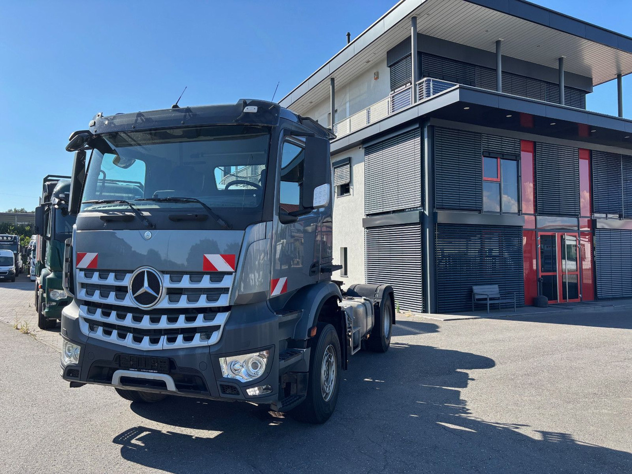 Mercedes-Benz Arocs 1842 Retarder/Kipphyd./Klima - Tegljač: slika 1 Mercedes-Benz Arocs 1842 Retarder/Kipphyd./Klima - Tegljač: slika 1
