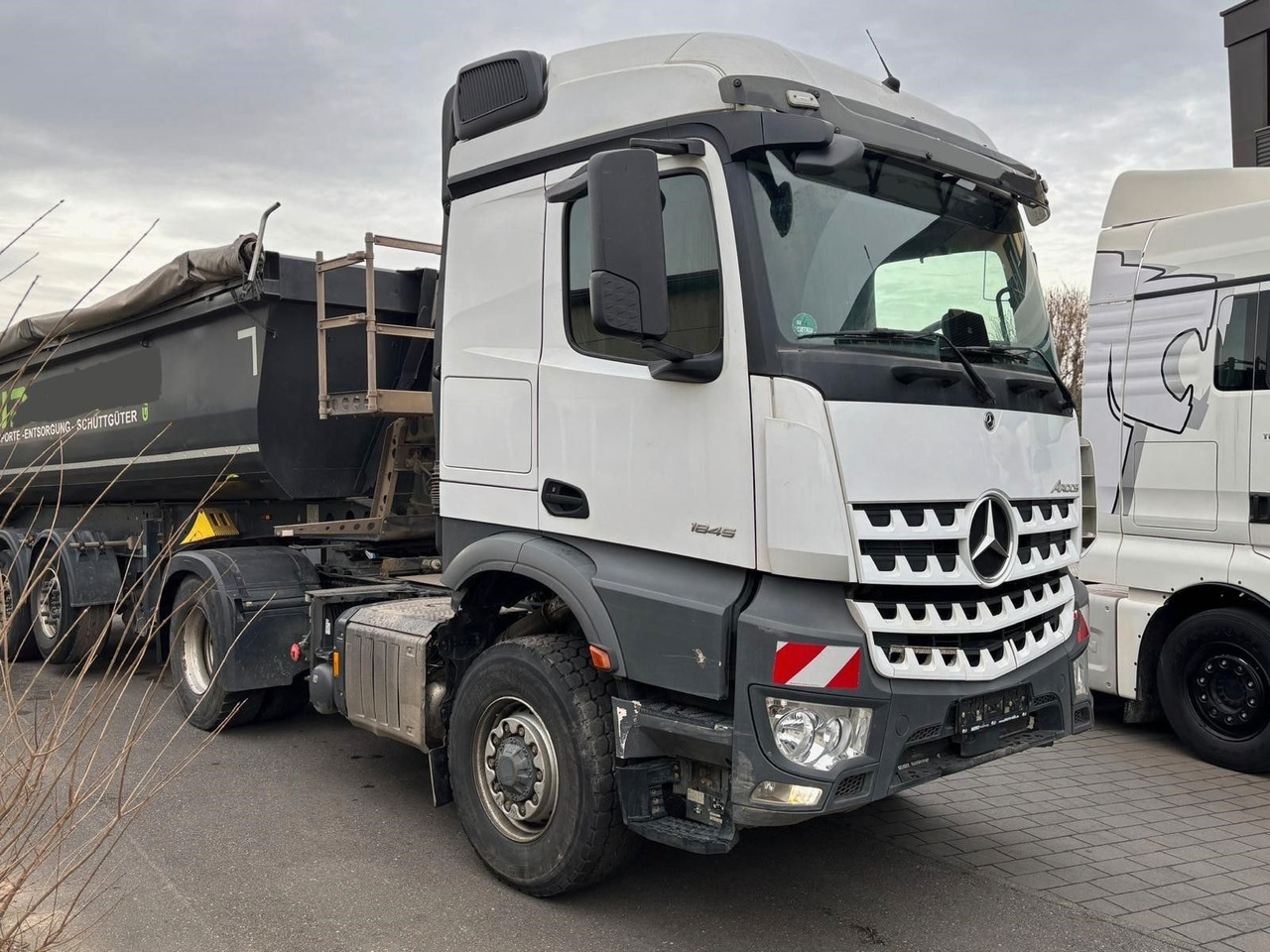 Mercedes-Benz MP V 1845 4x4/Retarder/Kipphydraulik - Tegljač: slika 1 Mercedes-Benz MP V 1845 4x4/Retarder/Kipphydraulik - Tegljač: slika 1