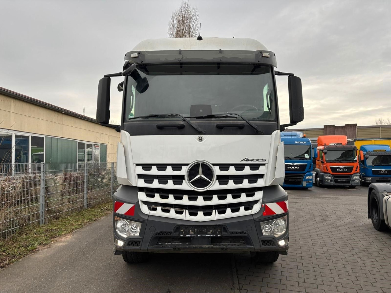 Mercedes-Benz MP V 1845 4x4/Retarder/Kipphydraulik - Tegljač: slika 4 Mercedes-Benz MP V 1845 4x4/Retarder/Kipphydraulik - Tegljač: slika 4