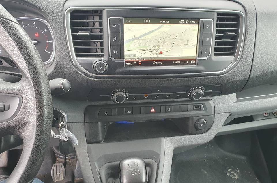 Citroen JUMPY CHLODNIA MROZNIA CARRIER+230V KLIMA EURO6 - Dostavno vozilo hladnjača: slika 5 Citroen JUMPY CHLODNIA MROZNIA CARRIER+230V KLIMA EURO6 - Dostavno vozilo hladnjača: slika 5
