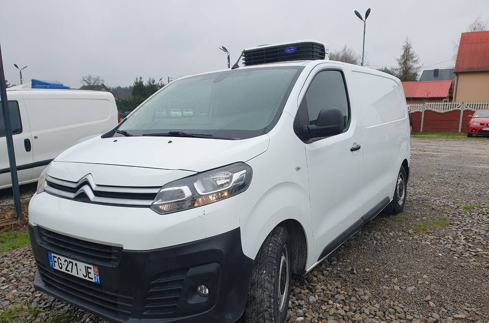 Citroen JUMPY CHLODNIA MROZNIA CARRIER+230V KLIMA EURO6 - Dostavno vozilo hladnjača: slika 4 Citroen JUMPY CHLODNIA MROZNIA CARRIER+230V KLIMA EURO6 - Dostavno vozilo hladnjača: slika 4