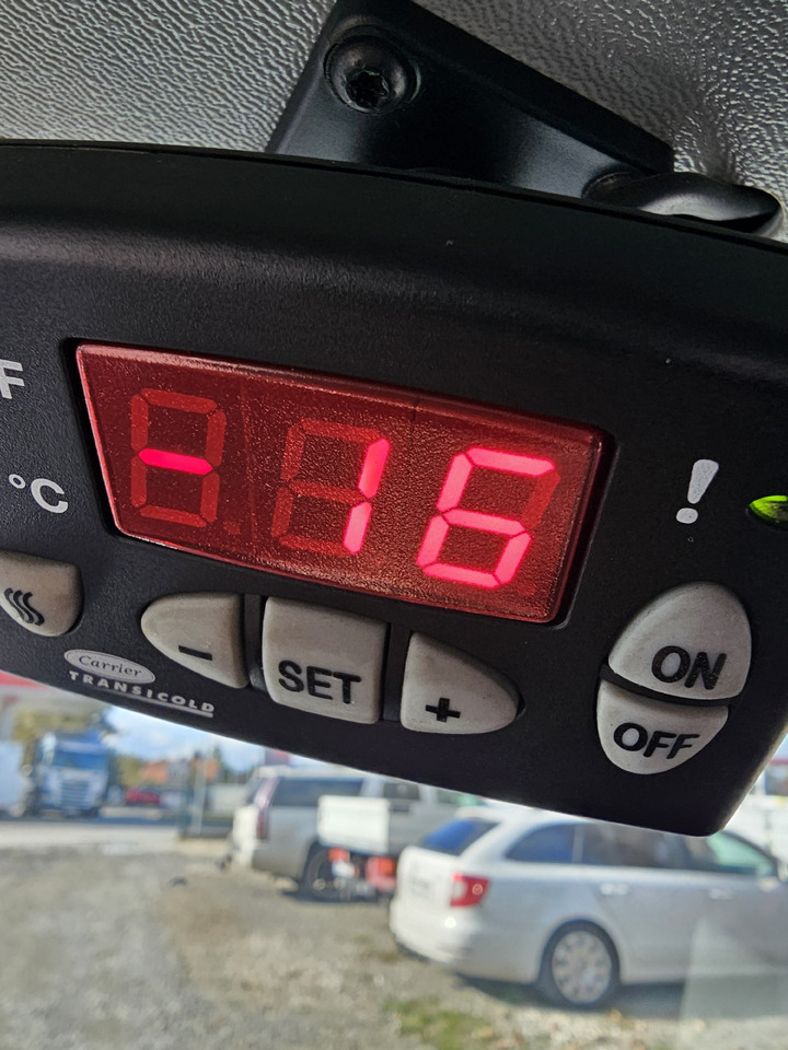 Fiat Doblo chlodnia mroznia carrier +230v - 18 C euro5 - Dostavno vozilo hladnjača: slika 5 Fiat Doblo chlodnia mroznia carrier +230v - 18 C euro5 - Dostavno vozilo hladnjača: slika 5