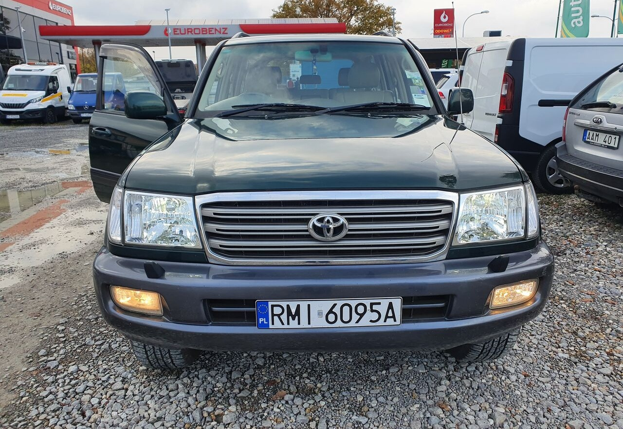 Toyota LAND CRUISER 100 4,2 TD KLIMA 7 OSOB - Automobil: slika 3 Toyota LAND CRUISER 100 4,2 TD KLIMA 7 OSOB - Automobil: slika 3