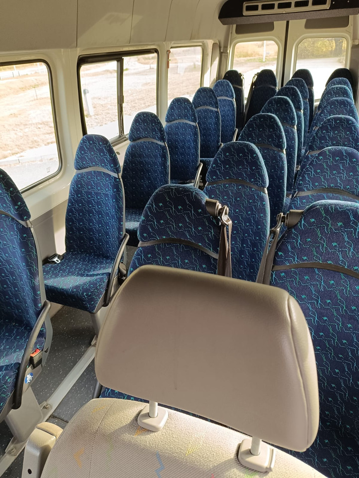 VOLKSWAGEN CRAFTER 23 OSOBY KLIMA WEBASTO KAMERA HAK EURO5 - Gradski autobus: slika 2 VOLKSWAGEN CRAFTER 23 OSOBY KLIMA WEBASTO KAMERA HAK EURO5 - Gradski autobus: slika 2