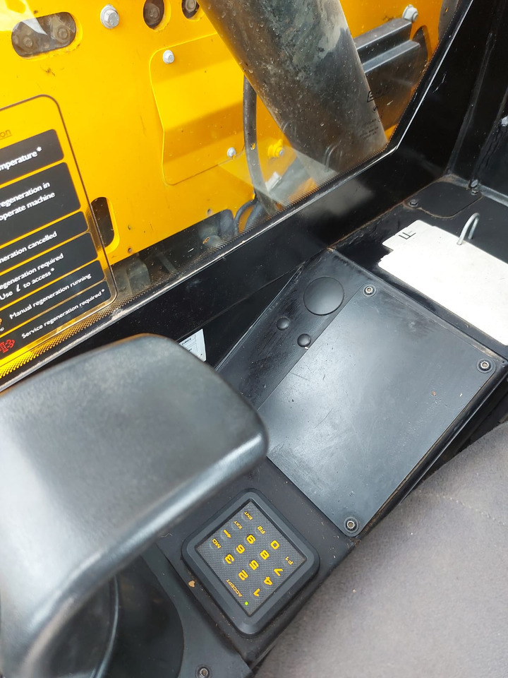 Građevinska mašina JCB 525-60: slika 22 Građevinska mašina JCB 525-60: slika 22