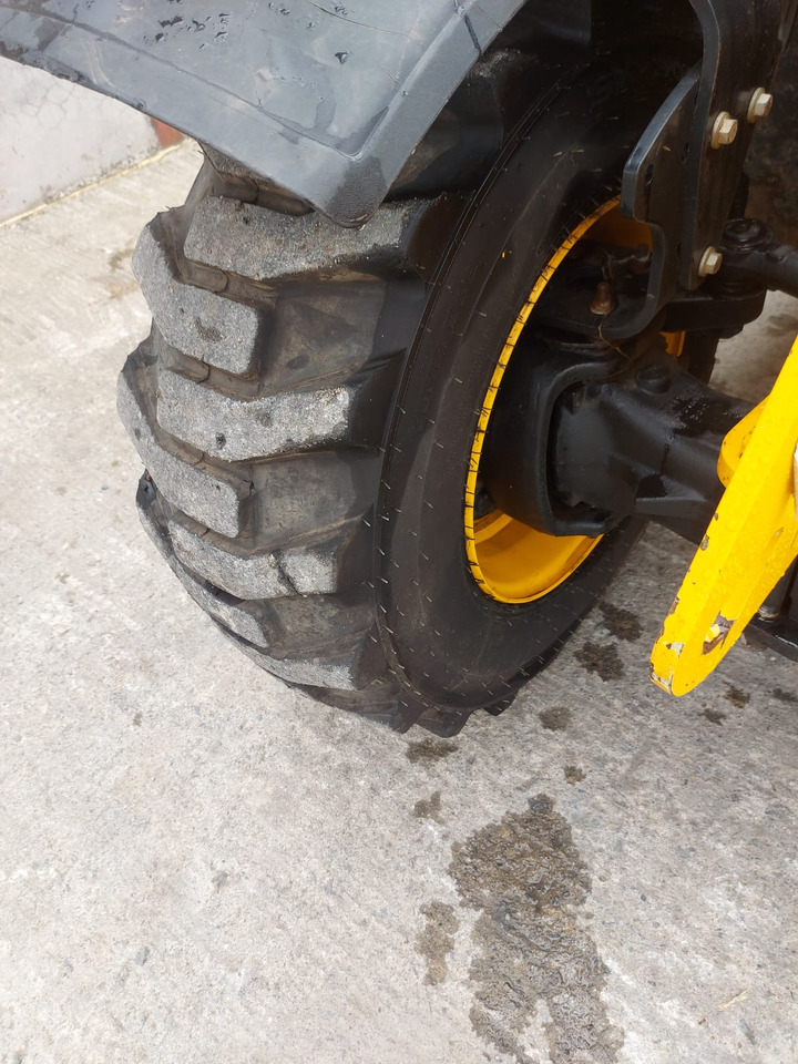 Građevinska mašina JCB 525-60: slika 13 Građevinska mašina JCB 525-60: slika 13