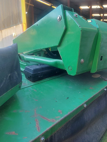 John Deere 131 - Kosačica: slika 2 John Deere 131 - Kosačica: slika 2
